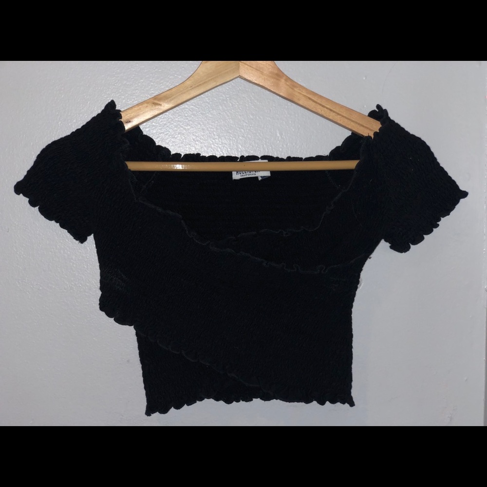 Off the shoulder crossed shirt